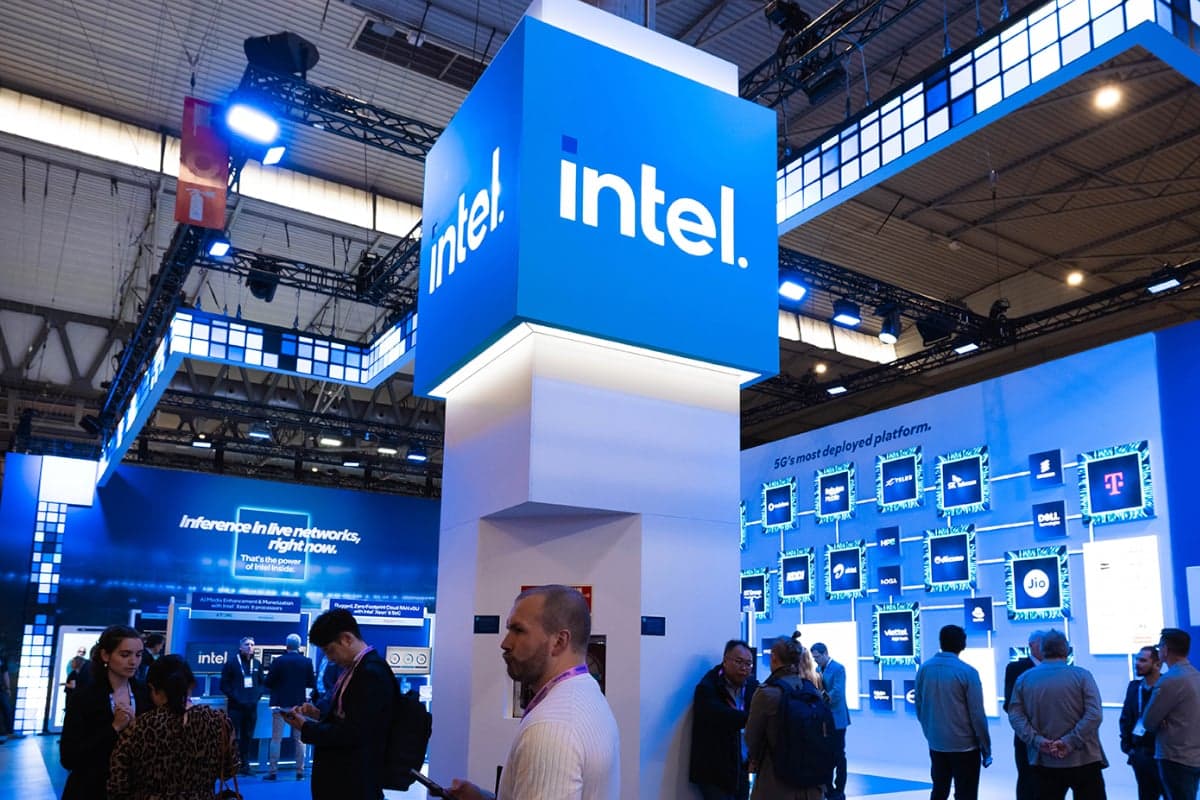 counterpoint intel stock image.jpg
