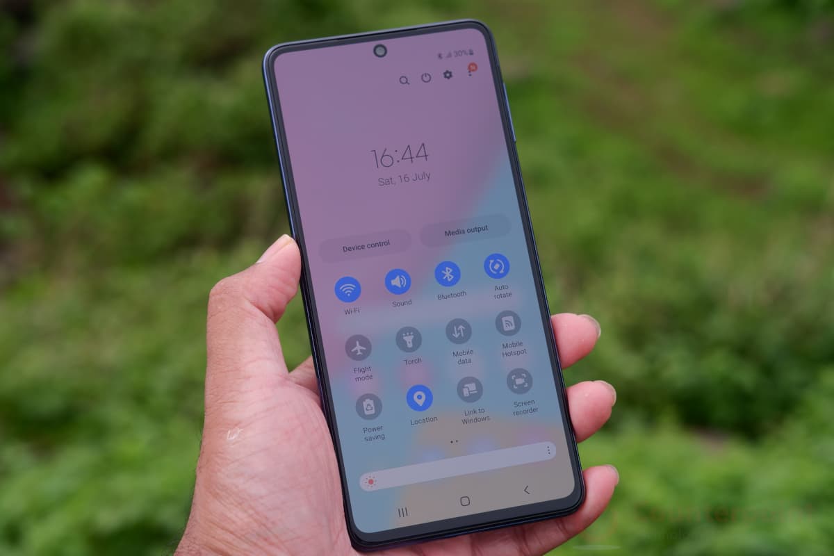 counterpoint samsung galaxy m53 5g interface