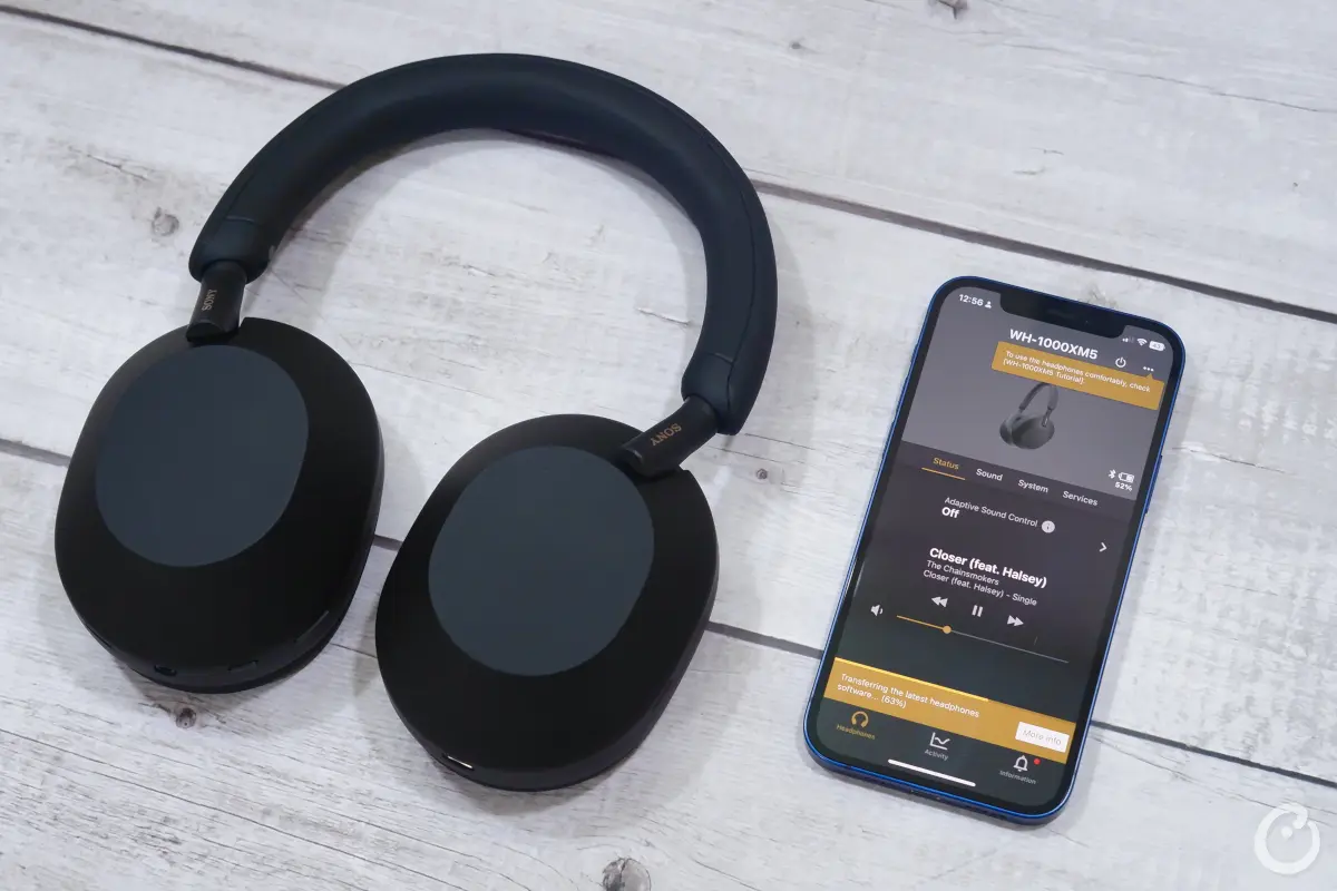 counterpoint sony wh-1000xm5 headphones