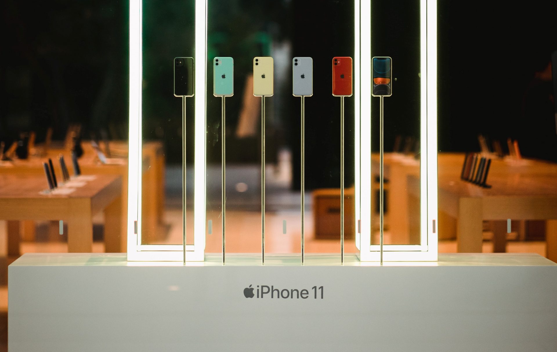Counterpoint-China-Smartphone-Market-Q4-2019-Apple-Regains-With-iPhone-11-Series.jpg