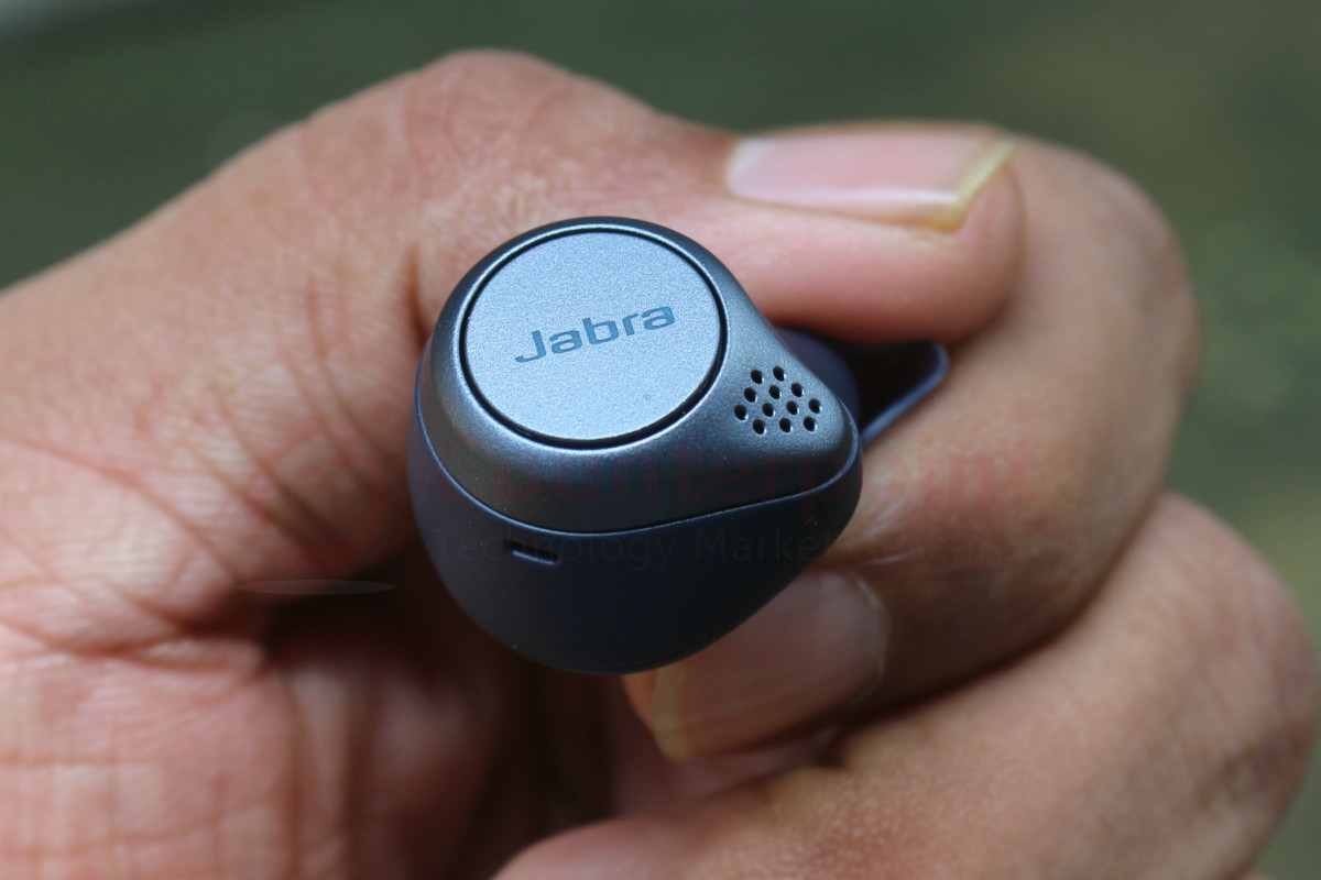 counterpoint jabra elite active 75t review earbud button