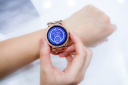 Global Smartwatch Shipments Rise 1.5% in 2020; Price Trends Going Premium
