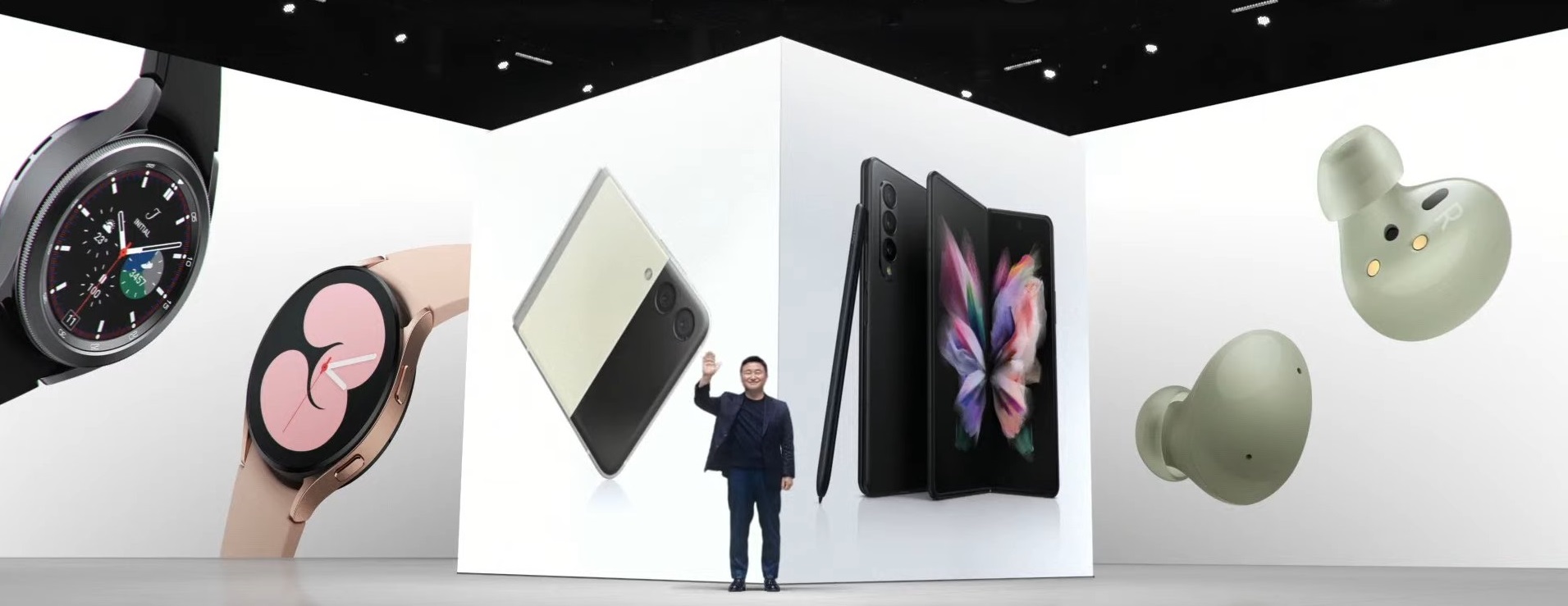 Samsung Galaxy Z Fold 3, Z Flip 3: Unfolding Advanced Foldable Experiences at More Affordable Price Points