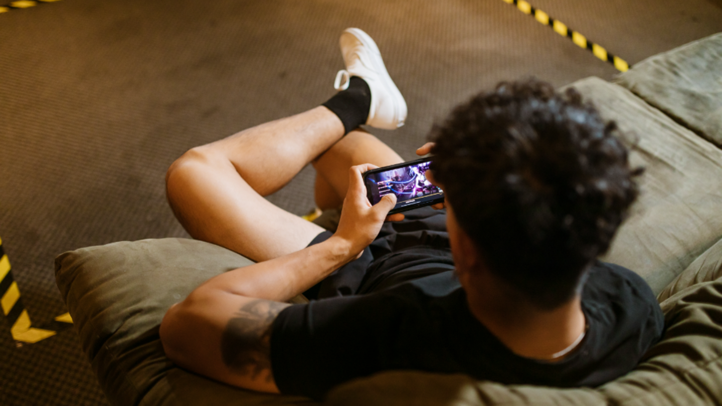 Southeast Asia Cant Get Enough of Smartphone Gaming