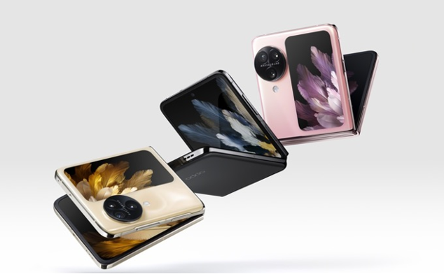 Oppo's foldable phones take on Samsung with a flip phone and a tablet